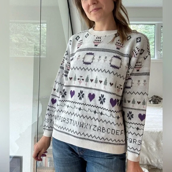 Vintage alphabet White and Purple Patterned Sweater teacher small - Picture 4 of 12